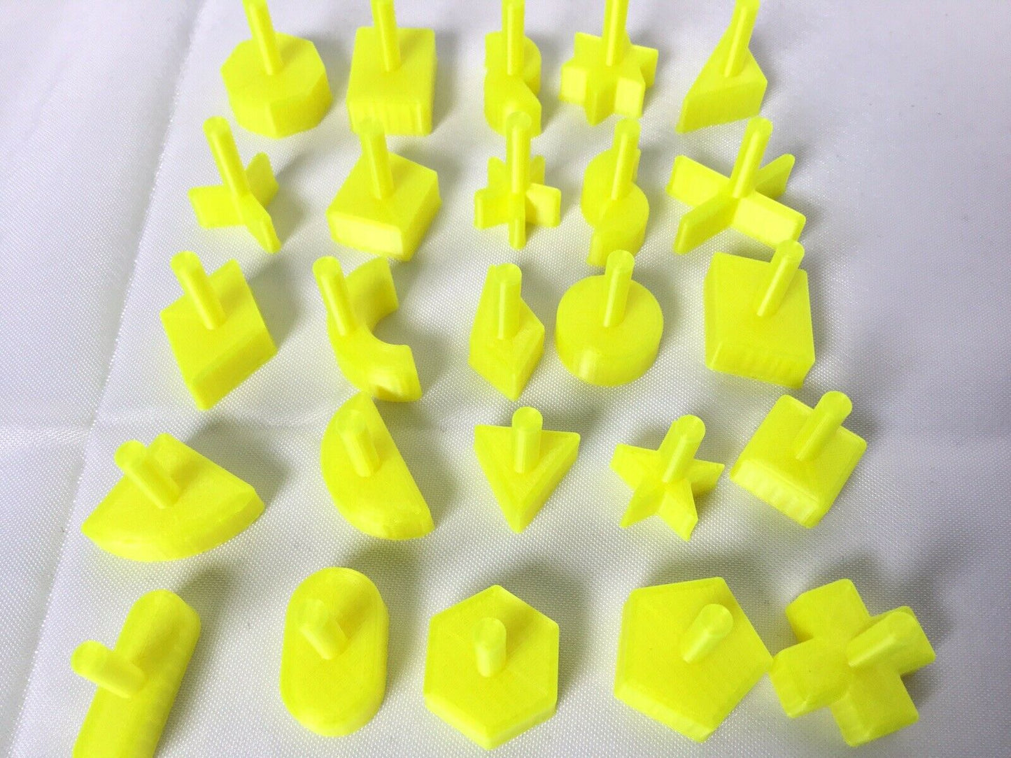Complete Set of 25 The Game of PERFECTION Replacement Parts SHAPES Pieces
