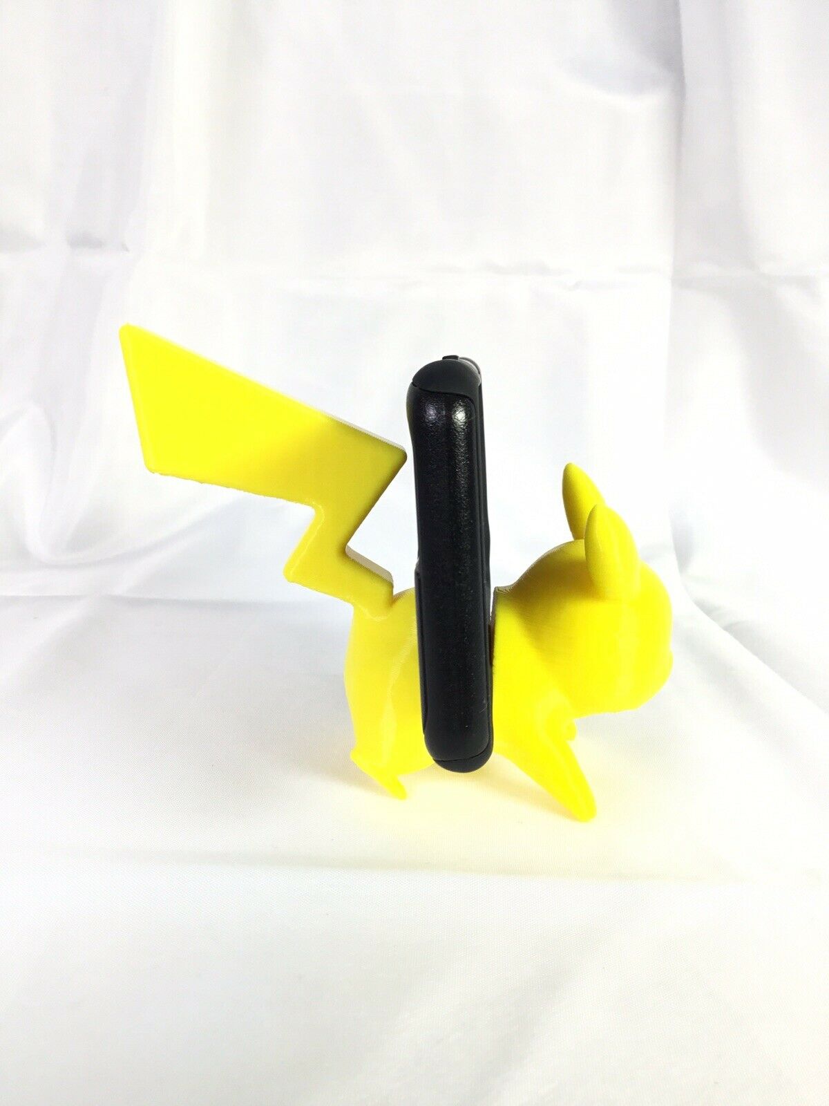 SSWI Pikachu Pokemon Inspired Fan Art Phone Charging Station Phone Dock Display