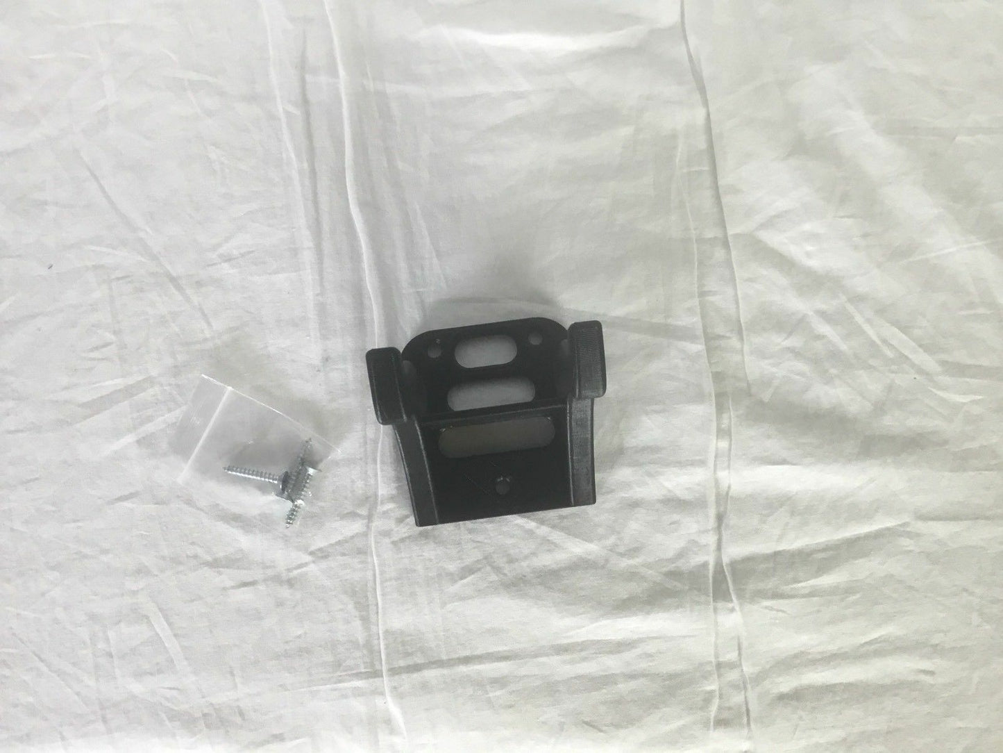 New Guitar / Bass Wall Display Hanger Mount Holder Bracket & Guitar Pick Shelf