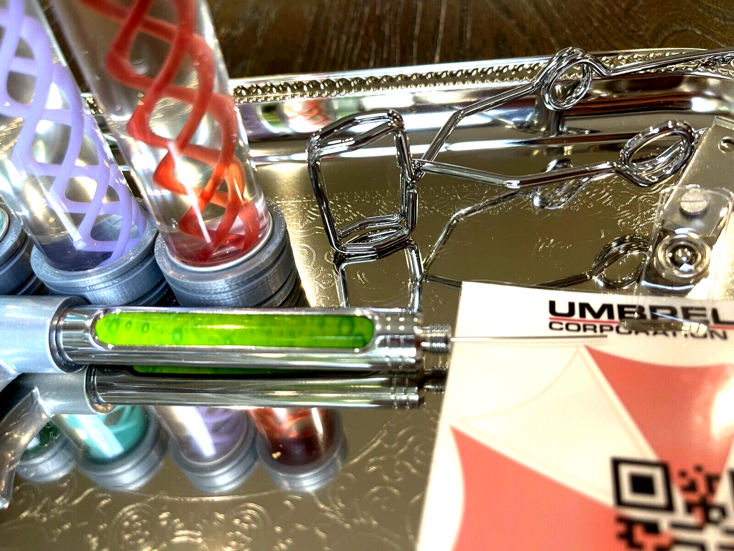 Resident Evil Metal Syringe T-Virus Antidotes Tray ID Clamp Umbrella Corporation