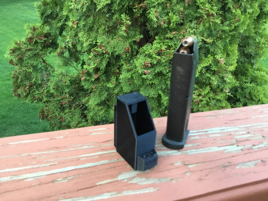 SSWI Speedloader Beretta 92F M9 96 Taurus PT92 9mm Mag Speed Loader W/ Belt Clip