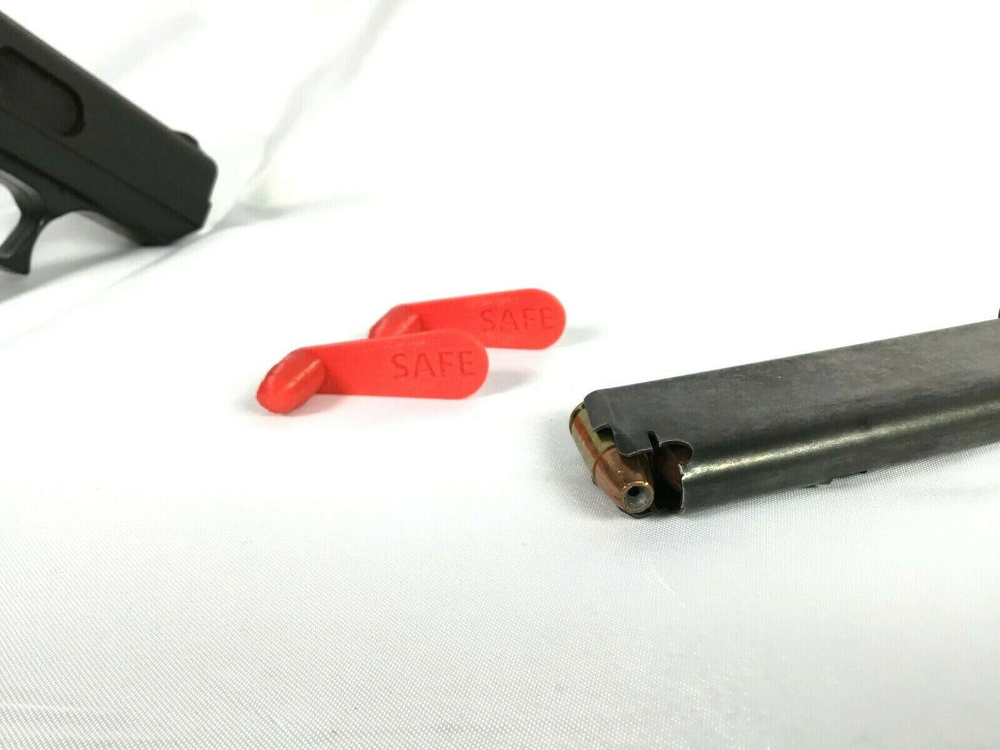 SSWI 9mm Pistol Firearm Chamber Safety Empty Breech Flag Gun Caliber - Pack of 2