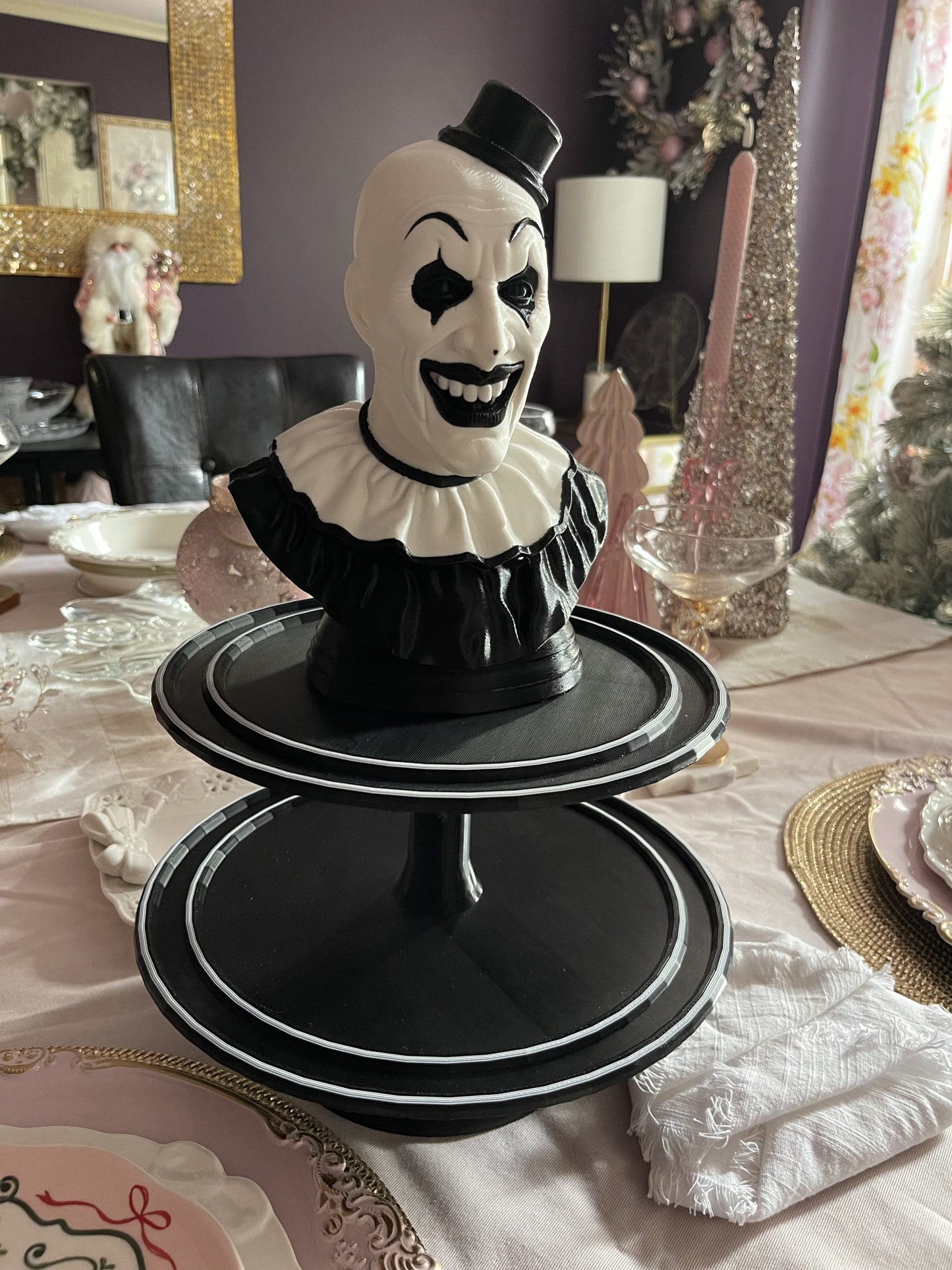 Large Horror Art the Clown 2-Tier Cupcake & Cookie Display Stand 17” Party Tray