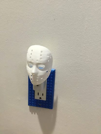 Jason Mask AUTO LED Plug in Night Light Lamp - Scary, Spooky, Horror, Gothic Fun