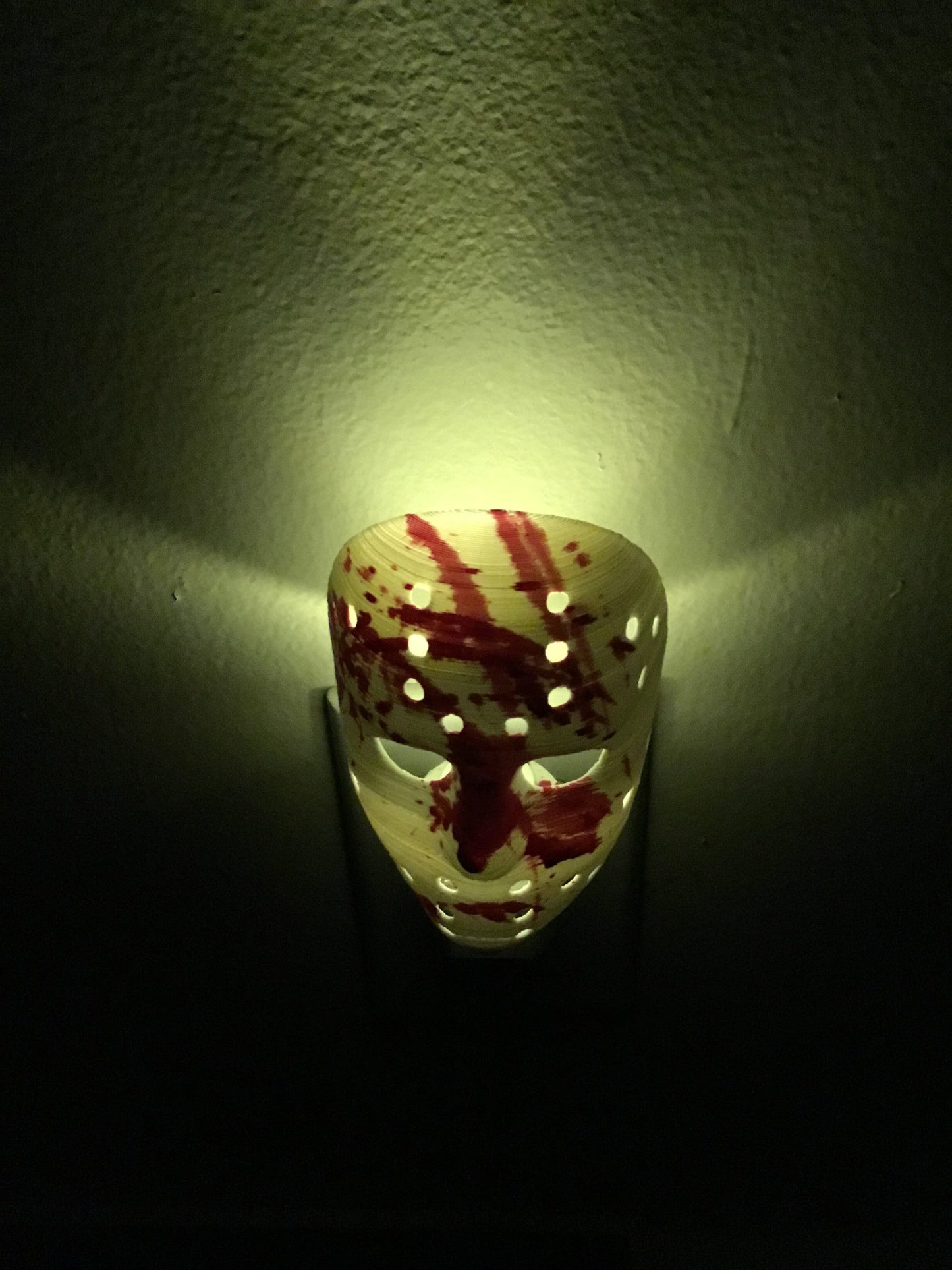 Jason Mask AUTO LED Plug in Night Light Lamp - Scary, Spooky, Horror, Gothic Fun