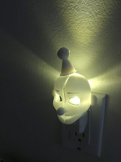 Five Nights AUTO LED Plug in Night Light Lamp - Scary, Spooky, Horror, 5 Nights