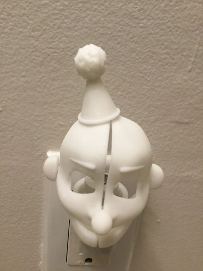 Five Nights AUTO LED Plug in Night Light Lamp - Scary, Spooky, Horror, 5 Nights